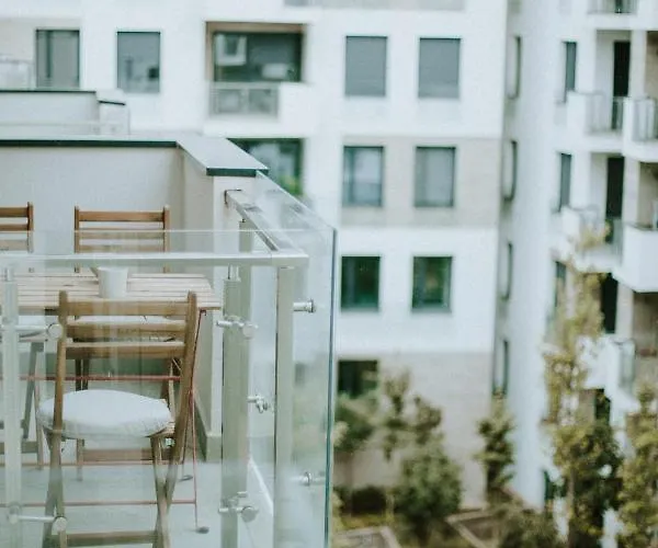 Elisabeth Downtown *